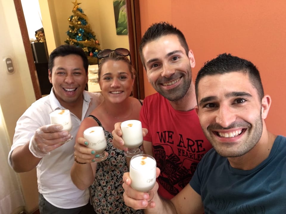 Pisco Sour one of 10 famous foods from Peru